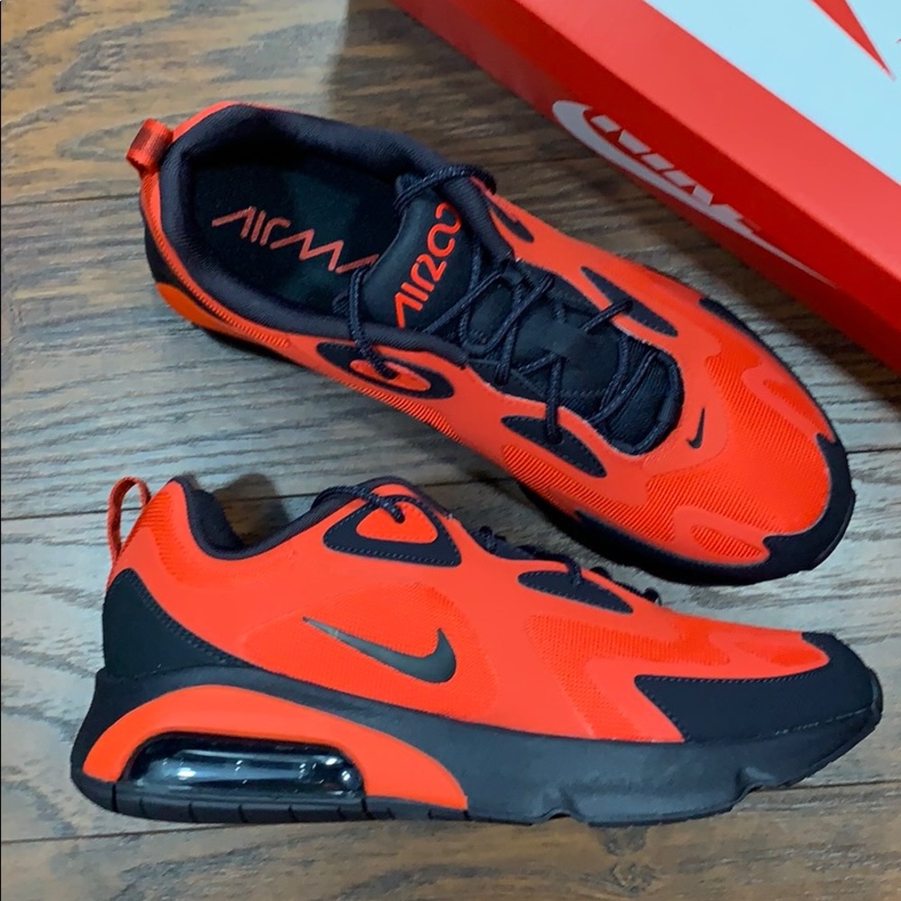 NIKE AIR MAX 200 Habanero Red/Oil Grey - Picture 12 of 16